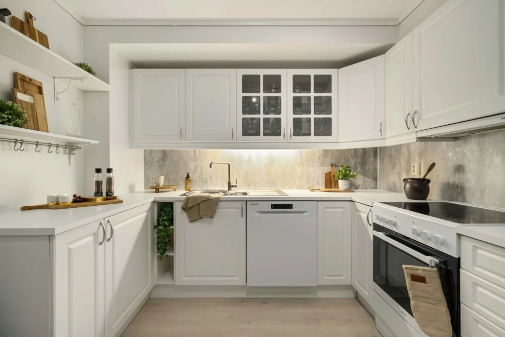 Services 2 kitchen 1